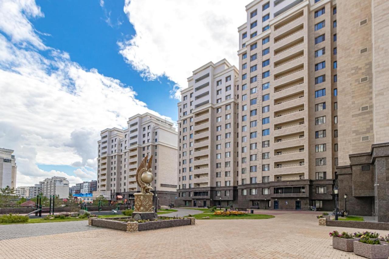 Park Avenue Напротив Ботанического Сада Akmola Esterno foto