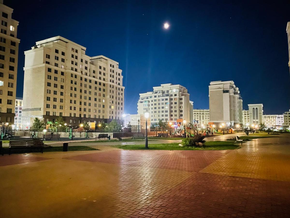 Park Avenue Напротив Ботанического Сада Akmola Esterno foto