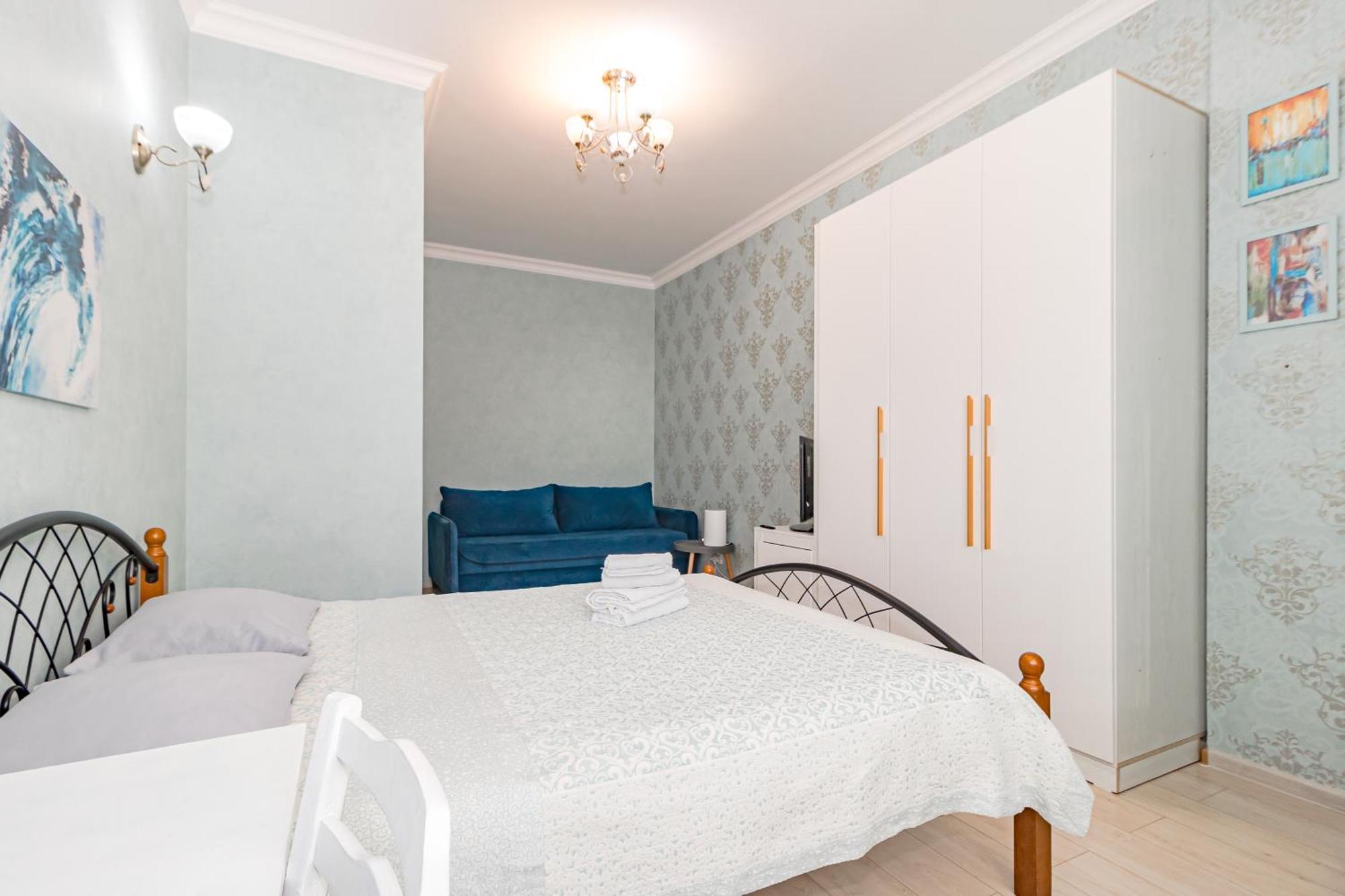 Park Avenue Напротив Ботанического Сада Akmola Esterno foto